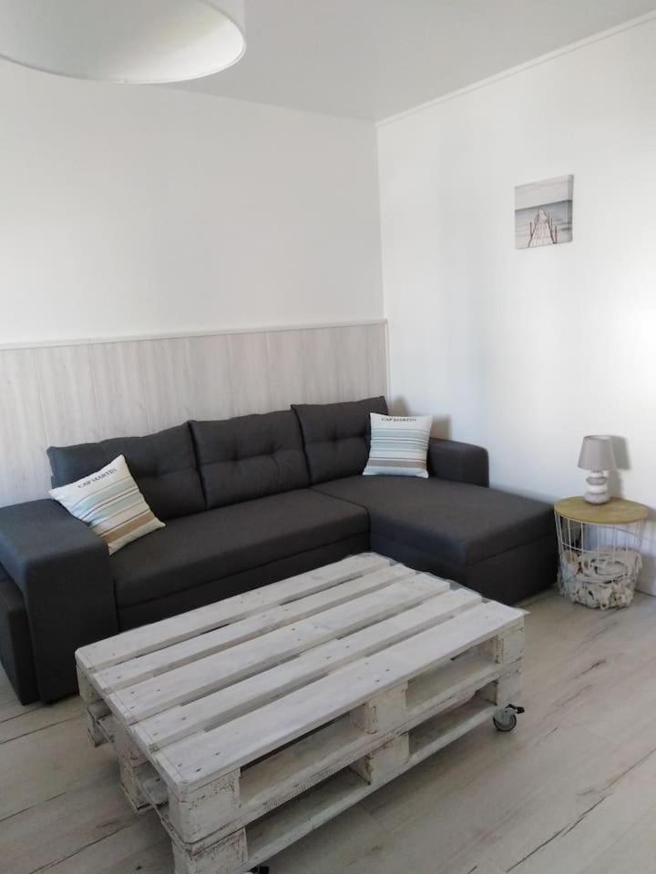 Appartement A 15 Minutes De La Plage ลาเตสเตอ-เดอ-บูค ภายนอก รูปภาพ
